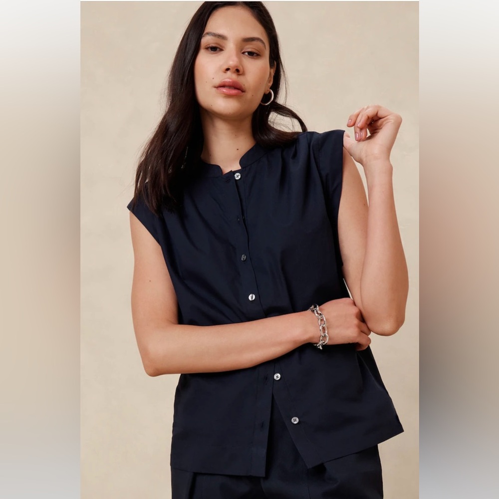 Banana republic navy poplin cap sleeves nwt size small
